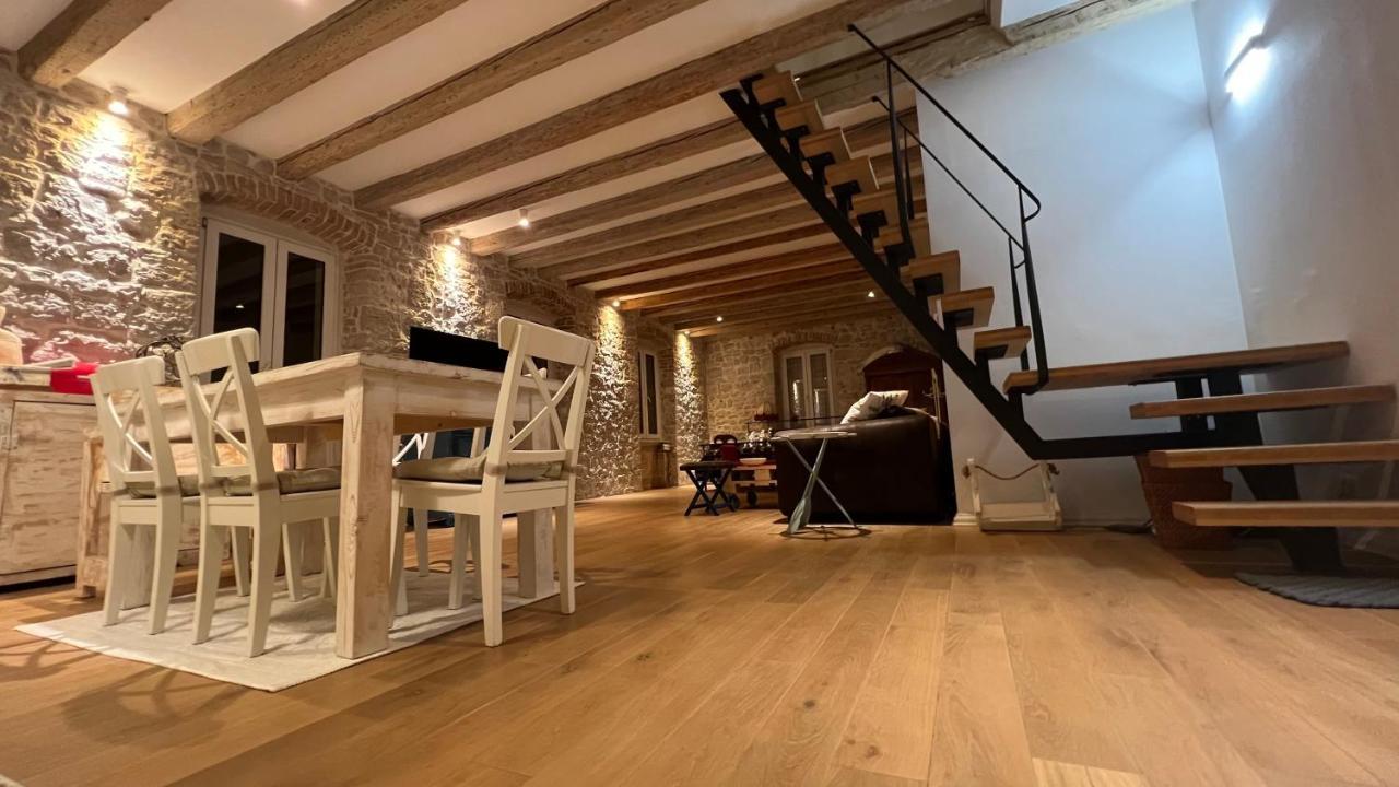밀나 Palazzo Di Toma 아파트 외부 사진